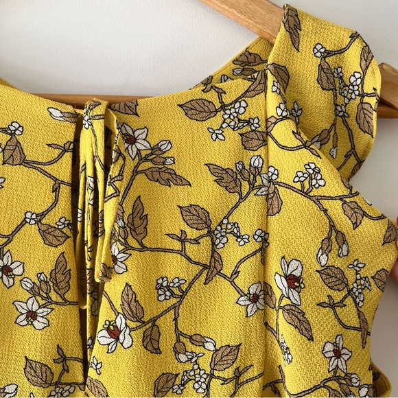 Veronika Maine Yellow Floral Sleeveless Top Size 10 - Picture 3 of 5